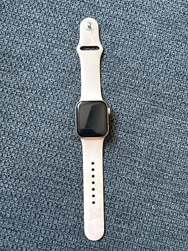 bip 3: Apple Watch с квадратным экраном и колесиком Digital Crown. Корпус в — 1