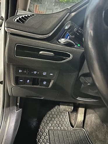 мухобойка ауди: Hyundai Sonata: 2019 г., 2 л, Автомат, Гибрид, Седан — 9