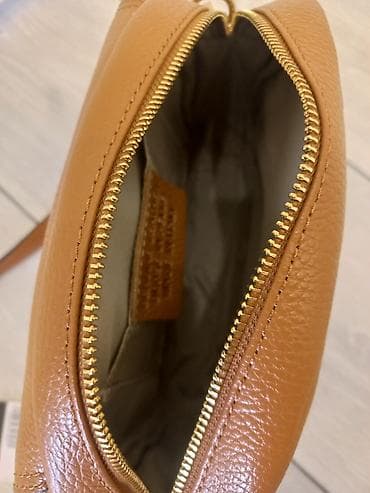 samsung a15: Классическая сумка, Италия, Материал: Натуральная кожа, Застежка на молнии, Женские, Новый — 3