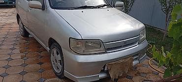 Nissan Cube: 2000 г., Автомат, Бензин, Минивэн — 4