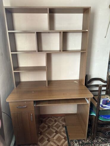 Раскройные столы: Компьютерный стол, С полками — 3