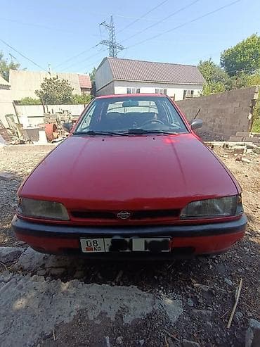 Nissan Sunny: 1991 г., 1.6 л, Ручные, Бензин, Седан — 6