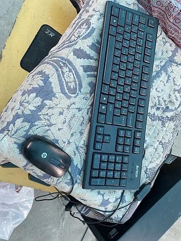 Проводной комплект для ПК: - Клавиатура A4Tech с полноразмерной — 1