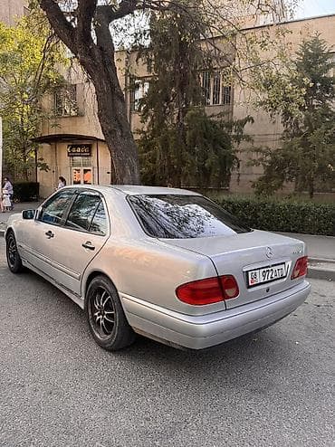 эм 8: Mercedes-Benz E-Class: 1998 г., 2.2 л, Автомат, Бензин — 2