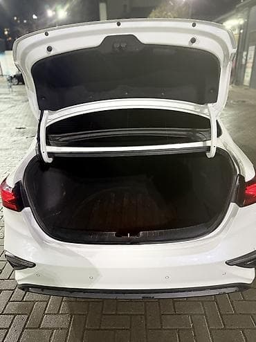 Kia: Kia K3: 2019 г., 1.6 л, Вариатор, Бензин, Седан — 5