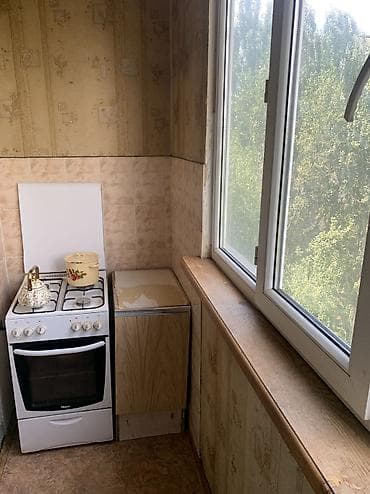 106: 2 комнаты, 63 м², 12 мкр 106 серия, 6 этаж, Старый ремонт — 3