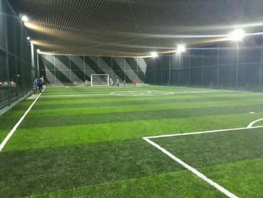 строительство мини футбольного поля цена: Заградительные сетки для мини футбольного поля, спорт зала и др — 3