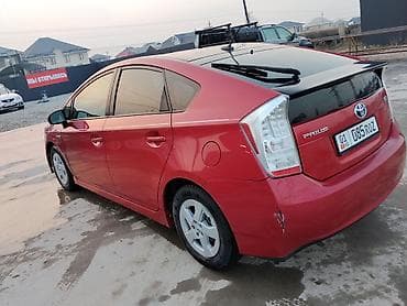Toyota: Toyota Prius: 2011 г., 1.8 л, Вариатор, Гибрид, Лифтбек — 3