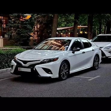 Кызматтар: Ижарага берем Toyota Camry, Сааттык, Айдоочусуз, | Күрөө, 18 жаштан баштап — 2
