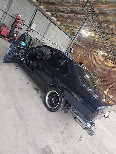 занижение авто: BMW 5 series: 1991 г., Седан — 3