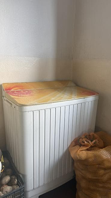 Ушул полуавтомат машина полный иштейт 
Баасы 4000 сом

Бишкек