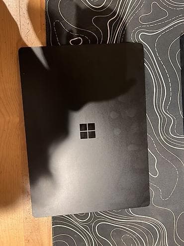 Ноутбуки Microsoft: Microsoft Surface 3 13,5 16/256 - Цвет: чёрный (матовый) - Корпус — 5