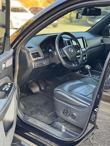 tayota funcargo: Ssangyong Rexton: 2019 г., 2.2 л, Автомат, Дизель, Внедорожник — 5