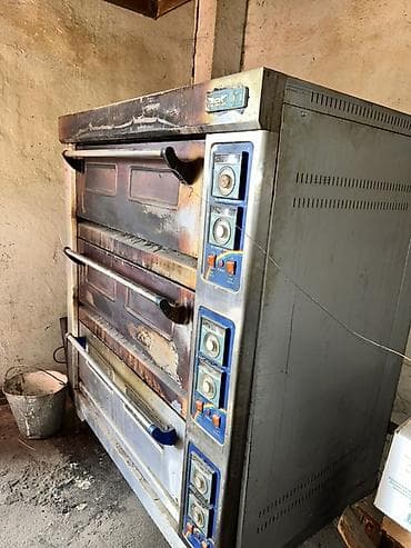 полки для кафе: Профессиональная электрическая трёхъярусная печь для выпечки - — 1