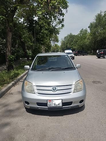 Toyota Ist: 2003 г., 1.5 л, Автомат, Бензин, Хэтчбэк