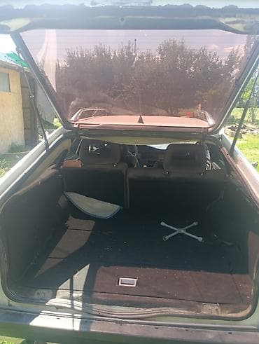 Audi 100: 1992 г., 2 л, Механика, Бензин, Универсал — 4