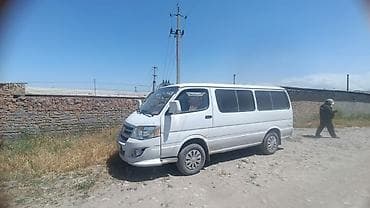 4 4: Dongfeng : 2013 г., Фургон — 6