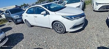 Toyota Corolla: 2019 г., Вариатор, Гибрид, Седан