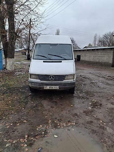 спринтера дубль кабина: Легкий грузовик, Mercedes-Benz — 3