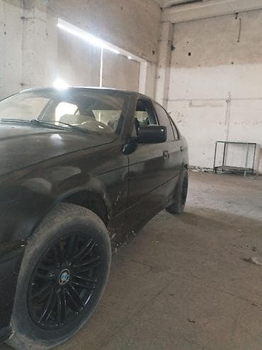 bmw e31: BMW 3 series: 1991 г., Седан — 2