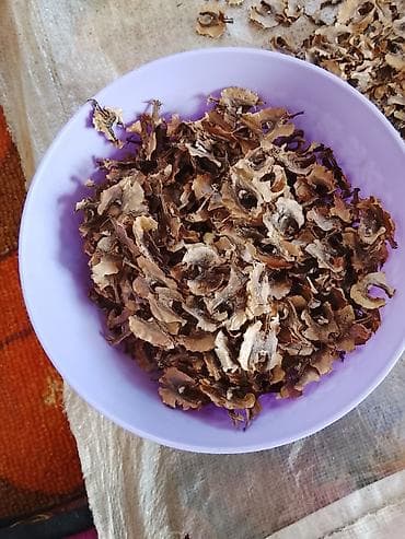 Сухофрукты, орехи, снеки: Сушёные цветоложе/сердцевины бананов (банановый «цвет», banana blossom — 1