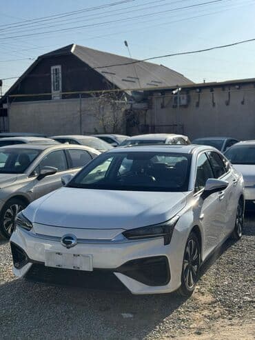 Продаю Gac aion s