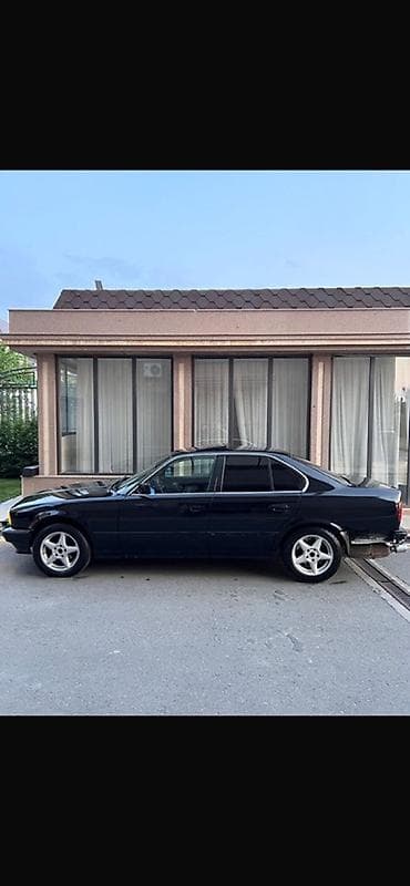 Унаа сатуу: BMW 5 series: 1992 г., 2 л, Кол менен иштөөчү, Бензин, Седан — 3