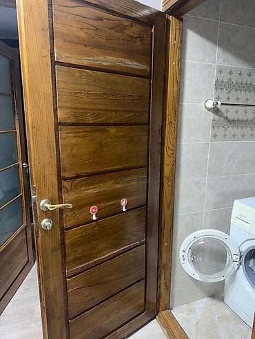 пет: Межкомнатная дверь, Б/у, Со стеклом, Одностворчатая, Деревянная, Распашная, Лофт, цвет - Коричневый — 9