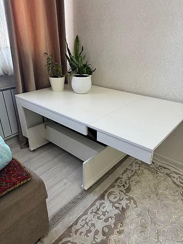 Продаю стол трансформер в идеальном состоянии,продаем а связи at lalafo.kg Продаю стол трансформер в идеальном состоянии,продаем а связи