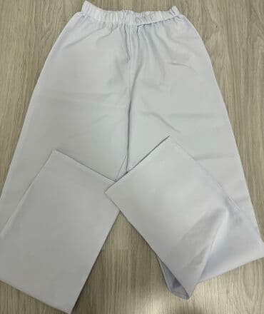 Медицинская одежда: 3 мед костюма 3 чепчика Листайте фото Размер xs в отличном — 6