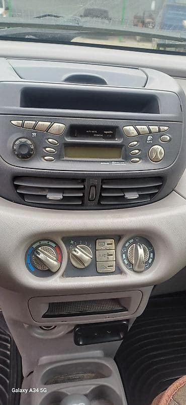 кел кел: Nissan Almera Tino: 2001 г., 1.8 л, Кол менен иштөөчү, Бензин, Вэн/Минивэн — 9