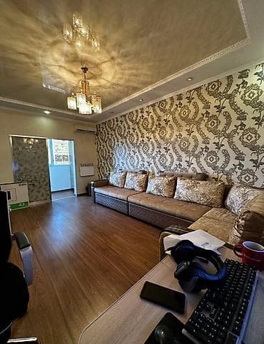 royal construction: 1 комната, 43 м², 106 серия улучшенная, 3 этаж, Косметический ремонт — 2