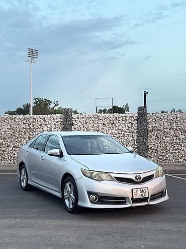 Toyota Camry: 2012 г., 2.5 л, Автомат, Бензин, Седан