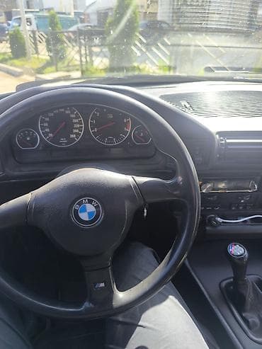BMW 5 series: 1993 г., 4.4 л, Механика, Бензин, Седан — 9