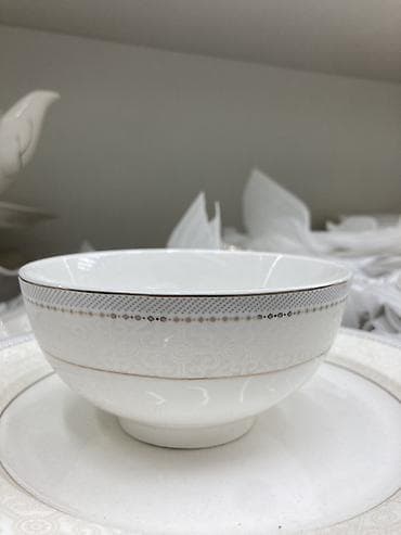 посуды наборы: 12 персон 82 предмет оригинал фарфор, под посудамойку. Столовый сервиз — 2