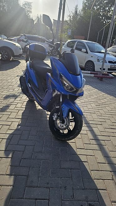 бек абад: Макси-скутер 200 куб. см, Бензин — 1