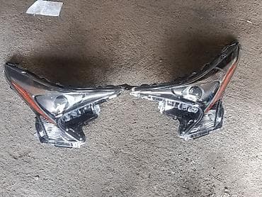 led lights: Комплект передних фар Toyota Б/у — 1