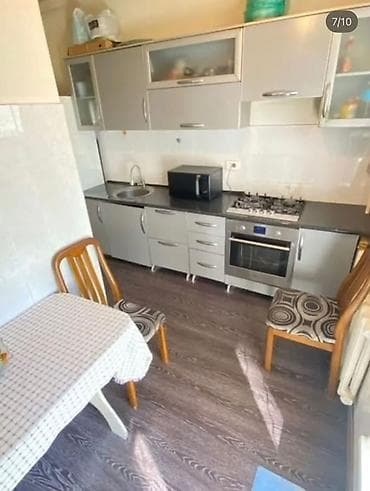 106: 3 комнаты, 81 м², Улан мкр 106 серия, 4 этаж — 2