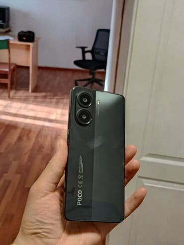 poco x6: Poco X7 Pro, Б/у, 256 ГБ, цвет - Черный — 1