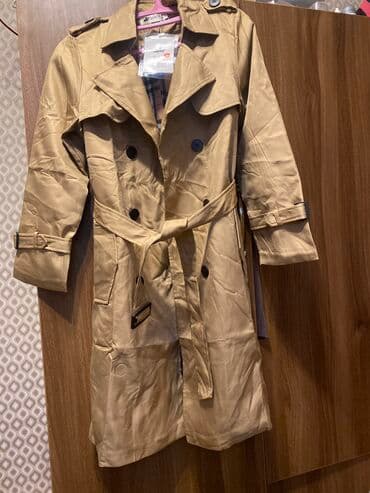 Абсолютно новый тренч