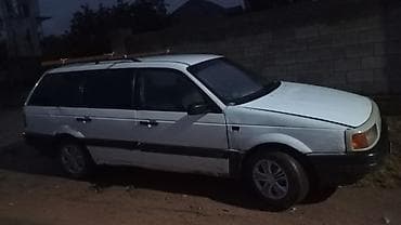 transporter multivan: Volkswagen Passat Variant: 1990 г., Универсал — 2