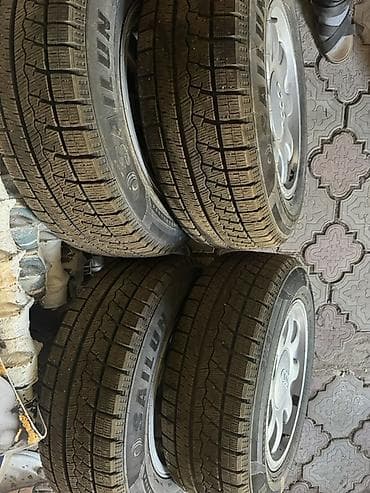 кел кел: Дөңгөлөктөр монтажда 205 / 65 / R 15, Кыш, Комплект, Жеңил унаалар, Куйма, тешиктери - 5 — 6