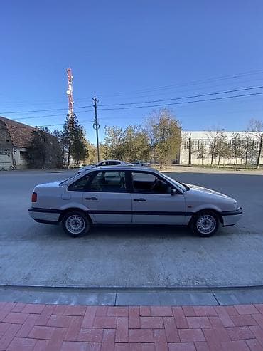 машина за 2000 долларов в бишкеке: Volkswagen Passat: 1999 г., 2 л, Механика, Бензин, Седан — 2