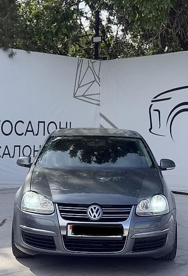 Продажа авто: Volkswagen Jetta: 2007 г., 1.6 л, Механика, Бензин, Седан — 3