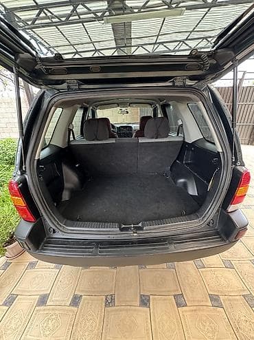 авто ровер: Ford Maverick: 2004 г., 2 л, Механика, Бензин, Кроссовер — 6