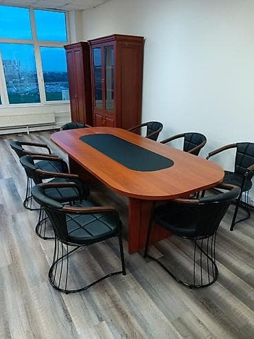 настольный офисный набор для руководителя: Комплект офисной мебели в классическом стиле (цвет – тёплый — 1