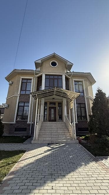 ак жар продаю дом: Просторный двухэтажный дом с благоустроенной территорией. Продаётся — 1