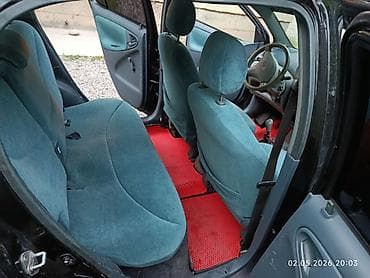 даево матиз 1: Toyota Yaris: 1999 г., 0.1 - engine capacity л, Кол менен иштөөчү, Бензин, Хетчбек — 6