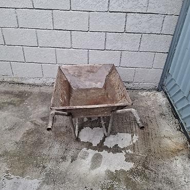 строительные тачка: Садово-строительная тачка и тележка, Стальная, Одноколесная — 2