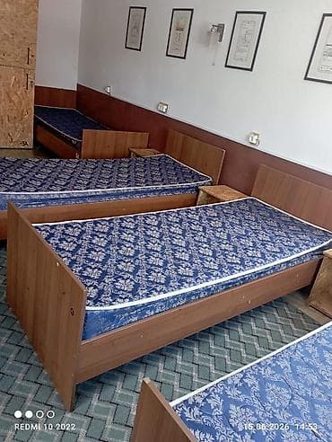 Матрасы: Продам кровати и матрасы | Хорошее состояние 🛏 Продаются 2 кровати и — 4